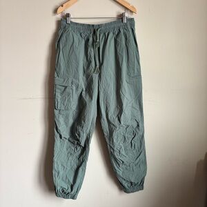 Sweaty Betty Women’s Olive Cargo Pants